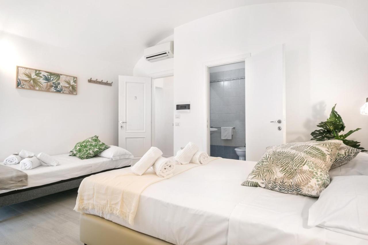 White Candia Guesthouse Rom Exterior foto