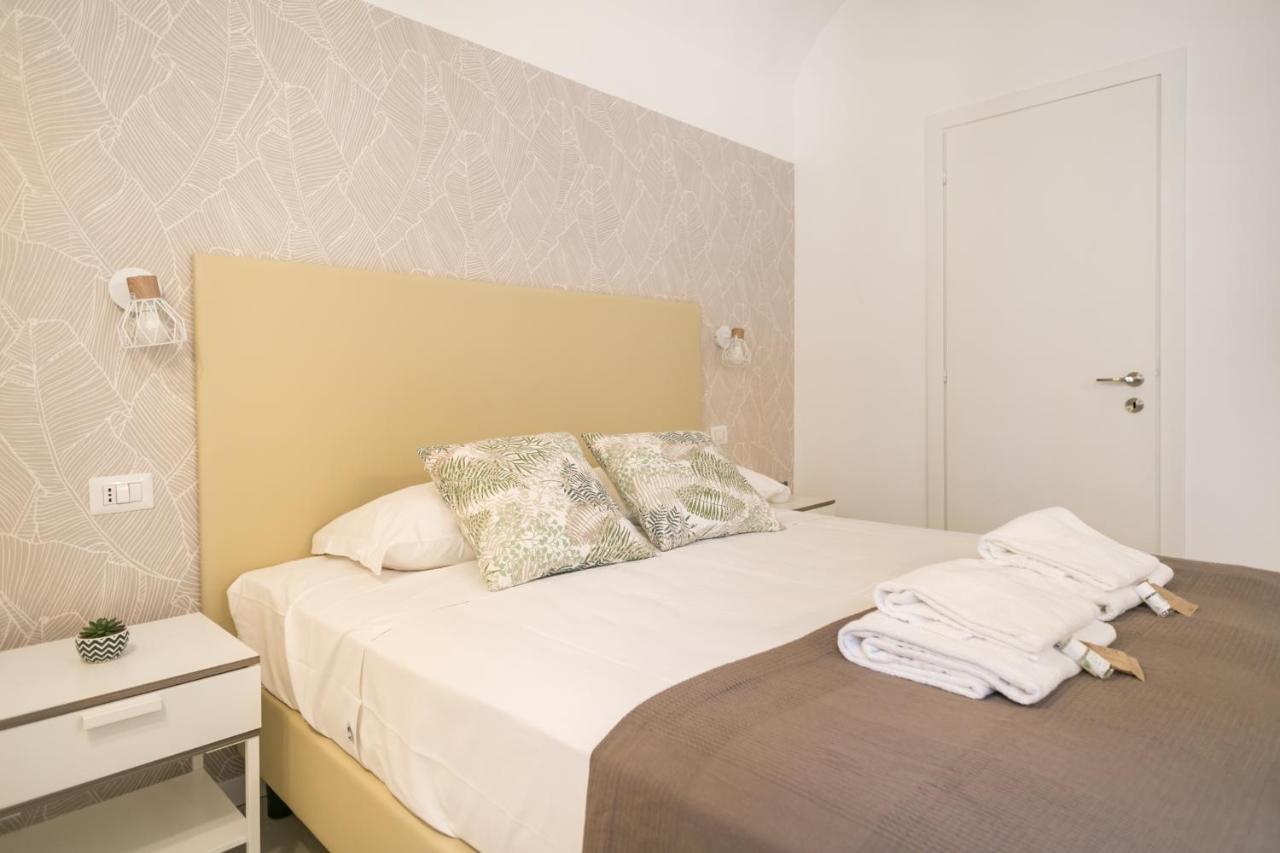 White Candia Guesthouse Rom Exterior foto